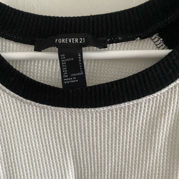 Forever 21 Crop Top - Picture 2 of 2